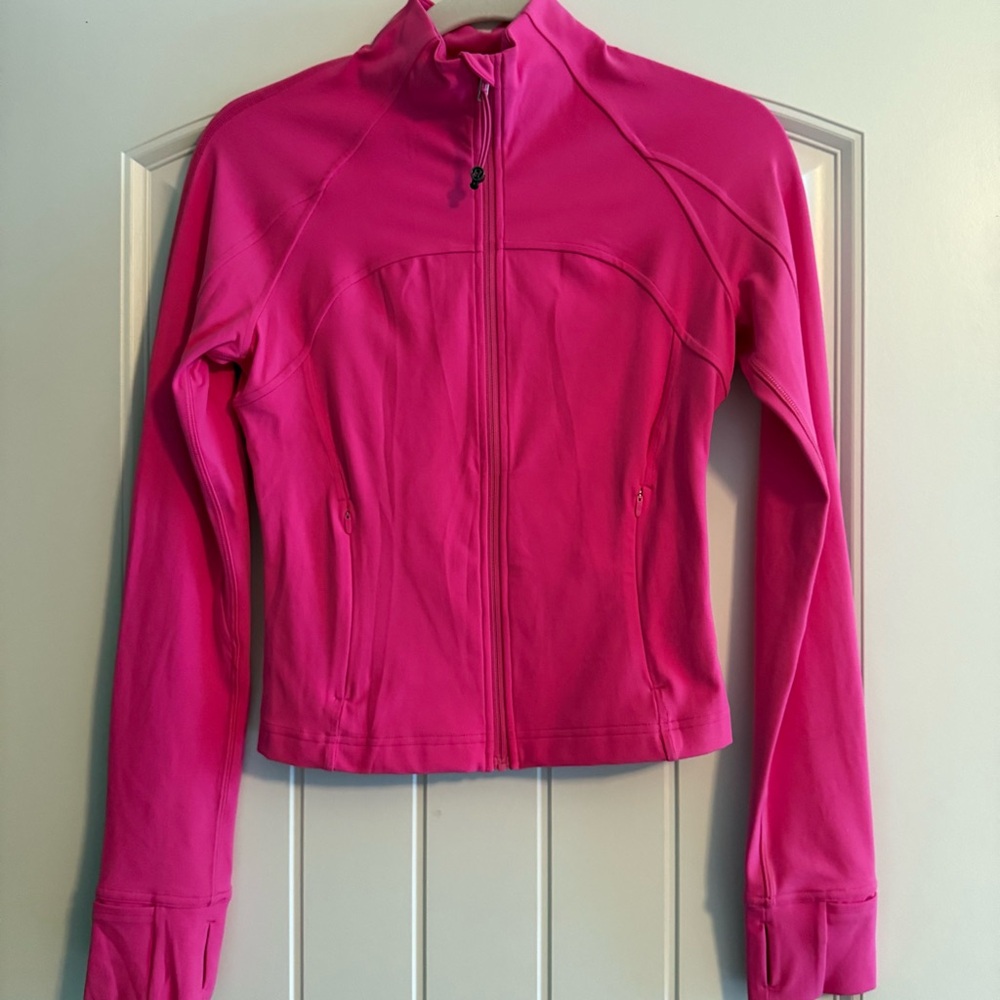 Lululemon Athletica cropped pink define Jacket